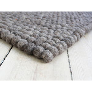 Orechovohnedý guľôčkový vlnený koberec Wooldot Ball rugs, 120 x 180 cm