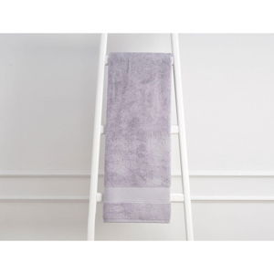Fialový bavlnený uterák Elone, 70 × 140 cm