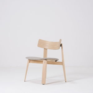 Jedálenská stolička z dubového dreva Gazzda Nora