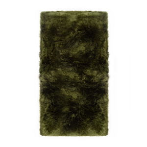 Tmavozelený koberec z ovčej kožušiny Royal Dream Zealand Natur, 70 x 140 cm