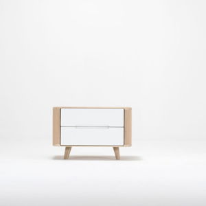 Nočný stolík z dubového dreva Gazzda Ena One, 60 × 42 × 40 cm