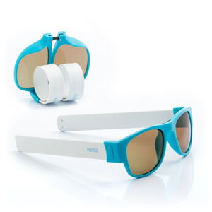 Modro-biele slnečné okuliare, ktoré sa dajú zrolovať Sunfold PA2